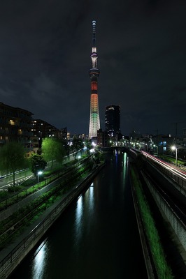 f85a8575.jpg