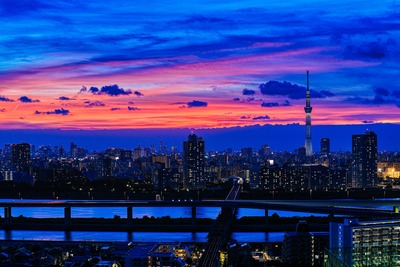 東京スカイツリーと夕焼け