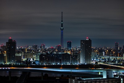 深夜の東京スカイツリー