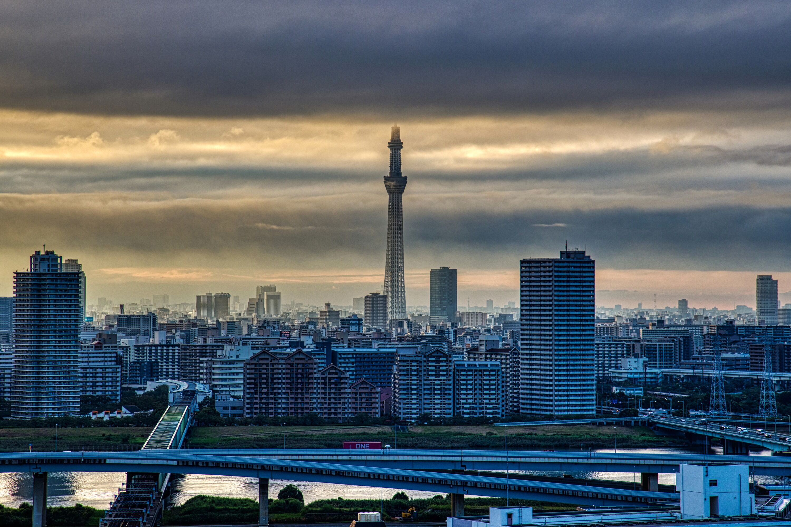 雨上がりの夕方の東京スカイツリー 21年9月9日 東京スカイツリー定点観測所