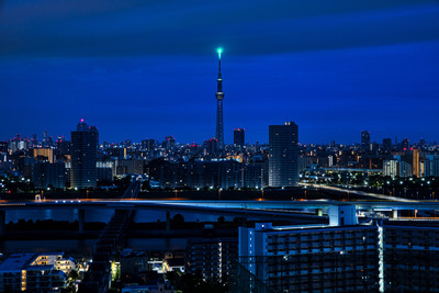 深夜の誕生石ライティング「エメラルド」エメラルドグリーン