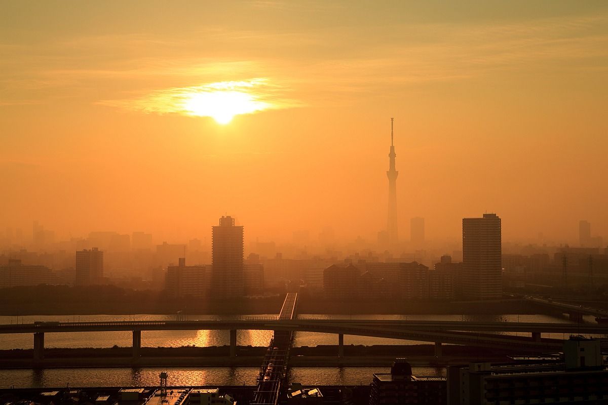 東京スカイツリーと本日の夕立 13年7月7日 東京スカイツリー定点観測所 東京スカイツリーと本日の夕立 13年7月7日 東京スカイツリー定点観測所