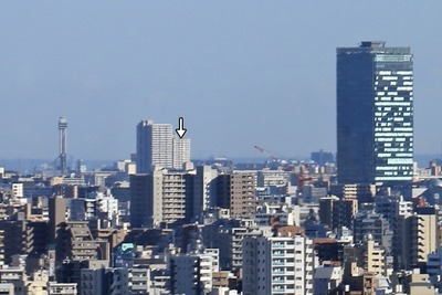 北とぴあから見た東京スカイツリー定点観測所