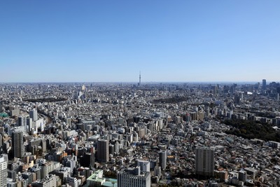 サンシャイン60から見た東京スカイツリー