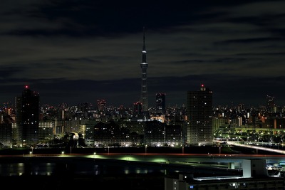 深夜の東京スカイツリー