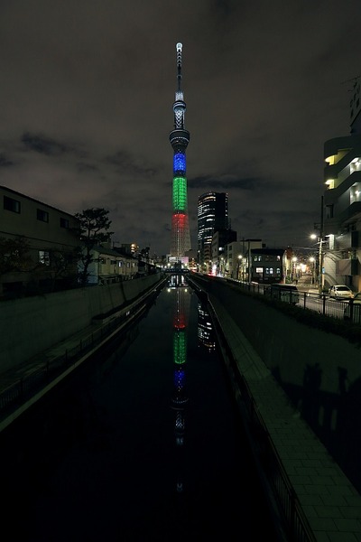 東京スカイツリー「光の3原色」