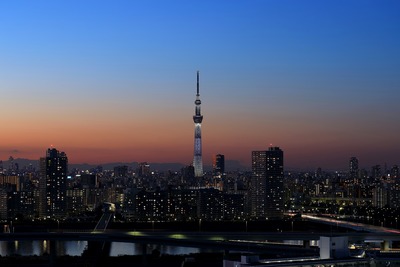 マジックアワーの東京スカイツリー