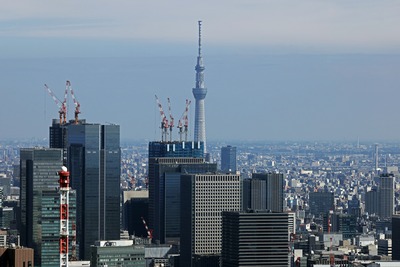 東京タワーから見た東京スカイツリー