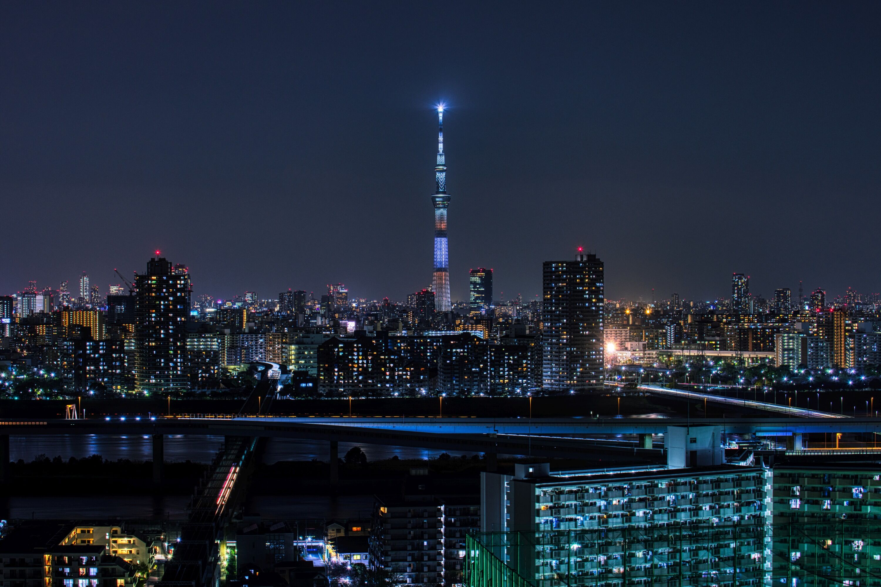 東京オリンピック聖火リレー 長野県をイメージした特別ライティング 21年4月1日 東京スカイツリー定点観測所 東京オリンピック聖火リレー 長野県をイメージした特別ライティング 21年4月1日 東京スカイツリー定点観測所