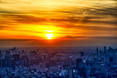 東京スカイツリーから見る夕焼けと富士山