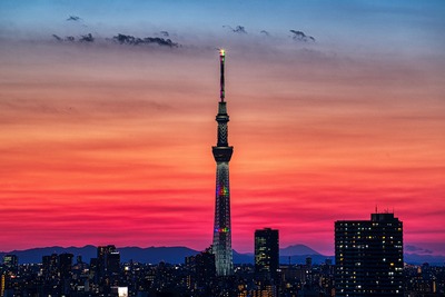 夕暮れの東京スカイツリー