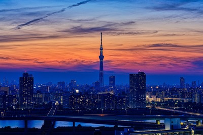 星条旗カラーの東京スカイツリー
