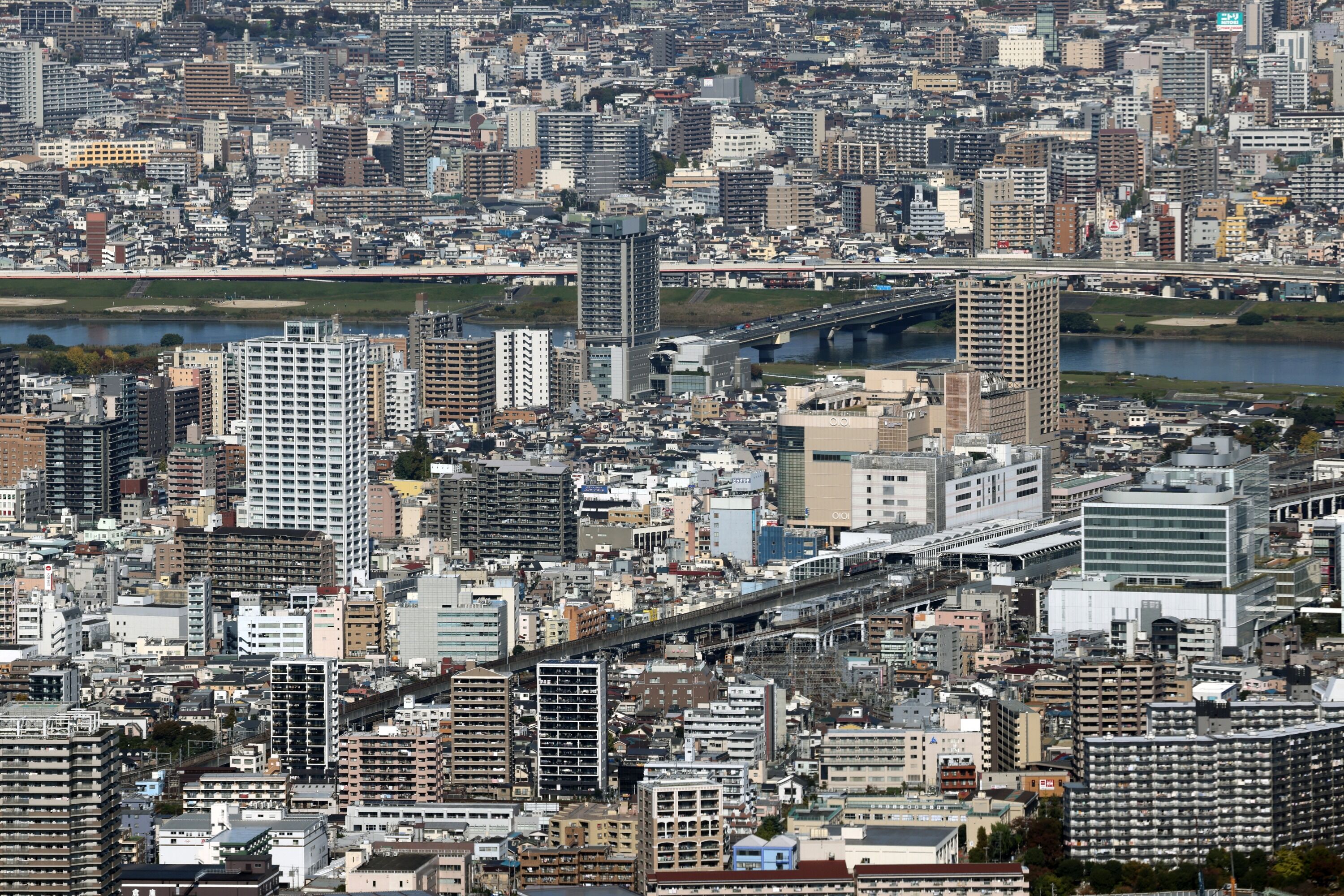 東京スカイツリーの天望回廊から見た北千住 21年10月30日 東京スカイツリー定点観測所