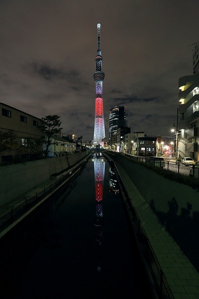 東京スカイツリー「光の3原色」