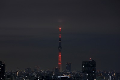 東京スカイツリーの試験点灯