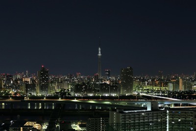 深夜の東京スカイツリー