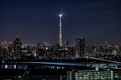 SDGsの17色をイメージした特別ライティング