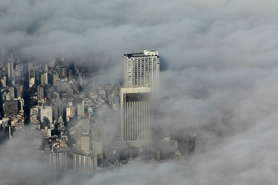 雲海と浅草タワーと浅草ビューホテル