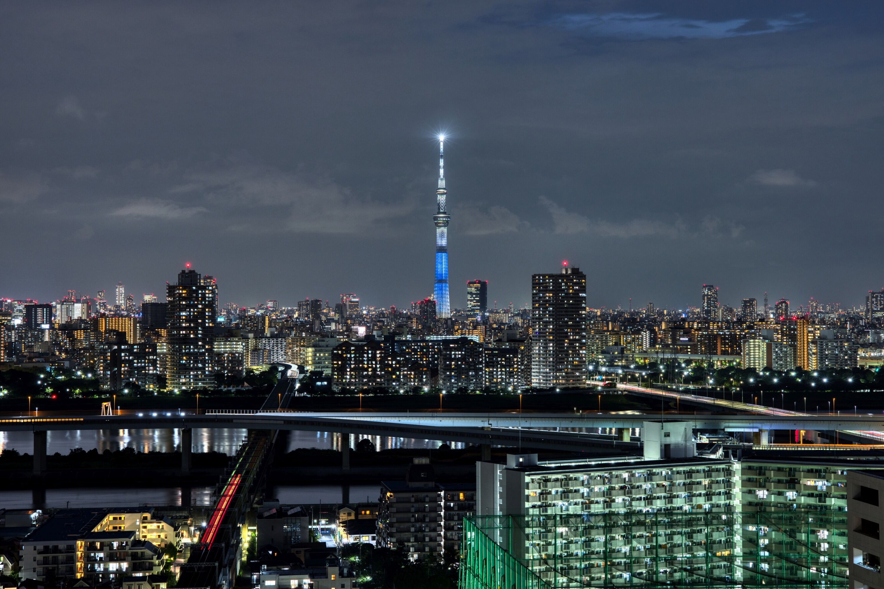 東京オリンピック聖火リレー 静岡県をイメージした特別ライティング 21年6月23日 東京スカイツリー定点観測所 東京オリンピック聖火リレー 静岡県をイメージした特別ライティング 21年6月23日 東京スカイツリー定点観測所
