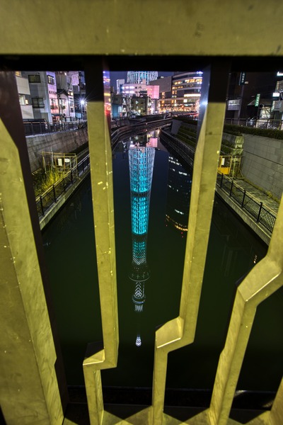 魔晄の色をイメージした特別ライティング