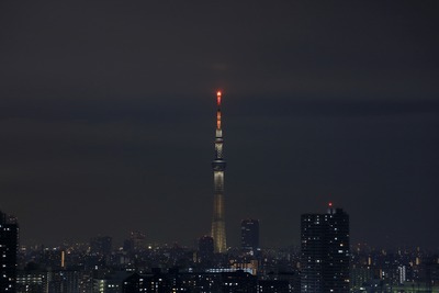 東京スカイツリーの試験点灯