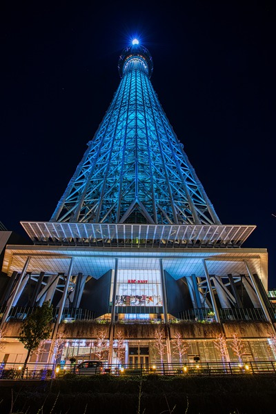 魔晄の色をイメージした特別ライティング