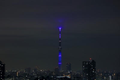 東京スカイツリーの試験点灯