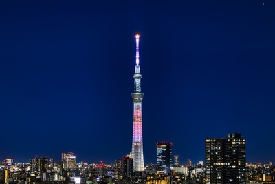 『魔法少女まどか☆マギカ』コラボの特別ライティング「百江なぎさ」