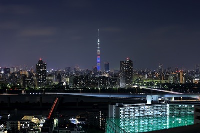 「アベンジャーズ/インフィニティ・ウォー」特別ライティング