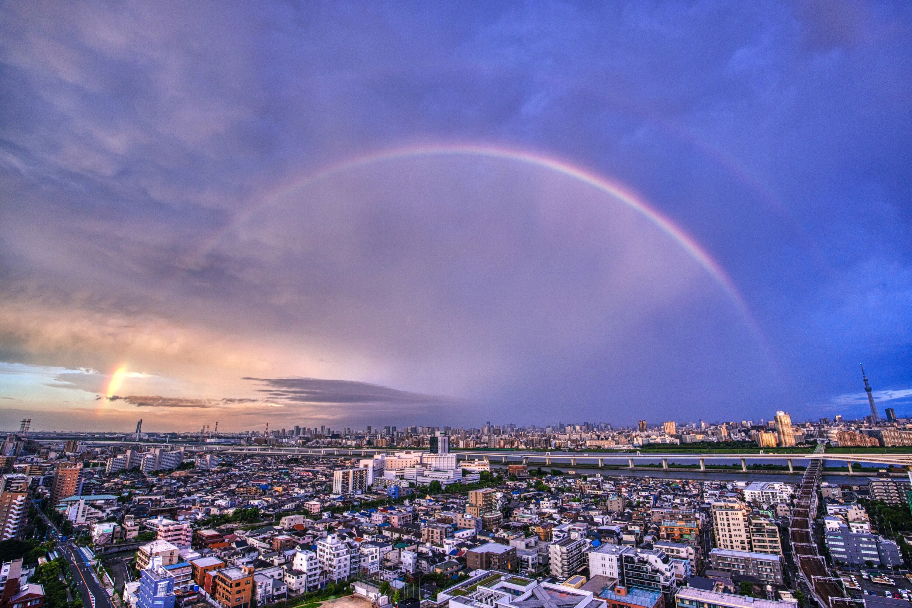 二重の虹と東京スカイツリー 22年8月13日 東京スカイツリー定点観測所 二重の虹と東京スカイツリー 22年8月13日 東京スカイツリー定点観測所