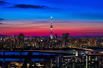 夕暮れの東京スカイツリー