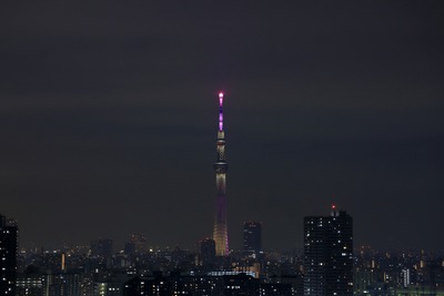 東京スカイツリーの試験点灯