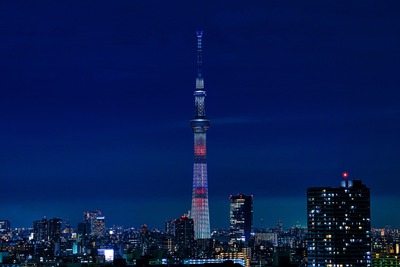 オレンジ色の宇宙服を着たアストロノーツスヌーピー