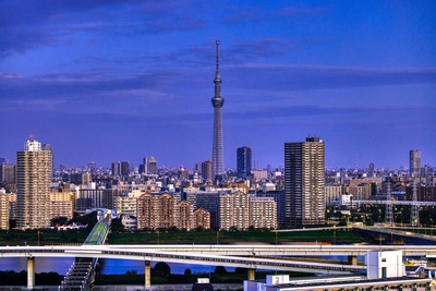 夜明けの東京スカイツリー