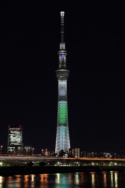 東京スカイツリー「光の3原色」