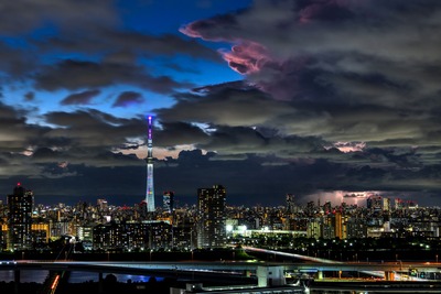 雷と東京スカイツリー