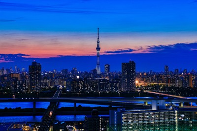 トワイライトタイムの東京スカイツリー