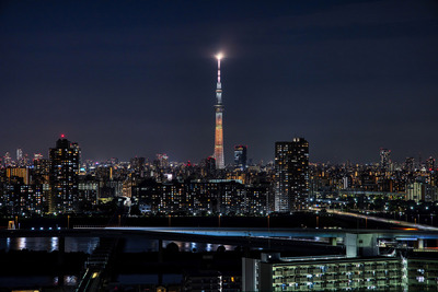 SDGsの17色をイメージした特別ライティング