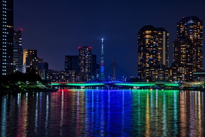 佃大橋と東京スカイツリー