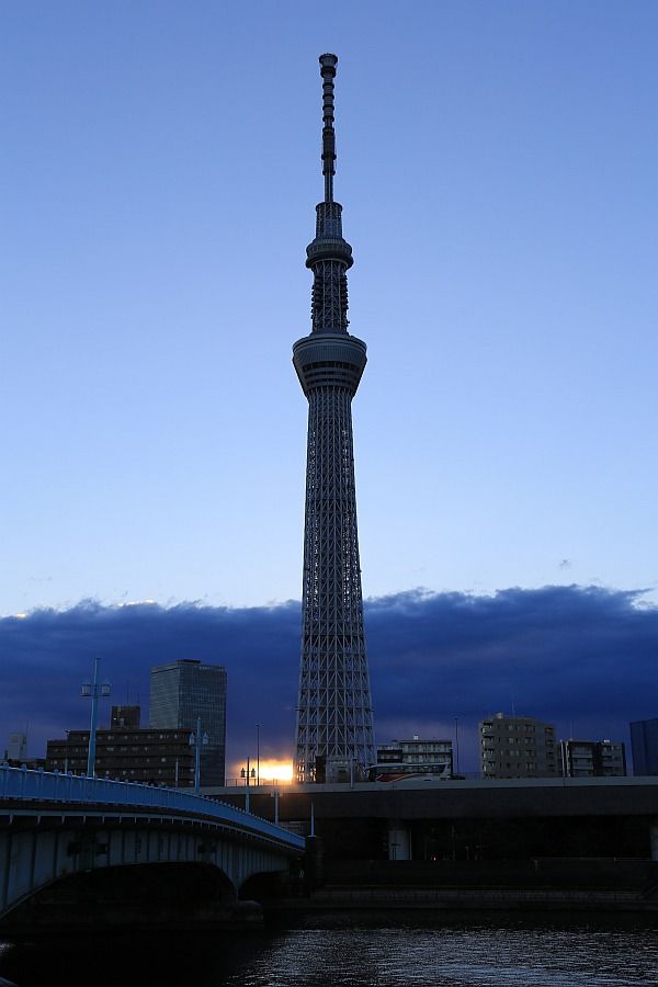 初日の出と東京スカイツリー 15年元旦 東京スカイツリー定点観測所