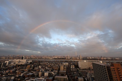 虹と東京スカイツリー