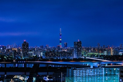 オリンピックカラーの東京スカイツリー