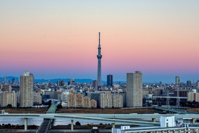 夜明け直後の東京スカイツリー