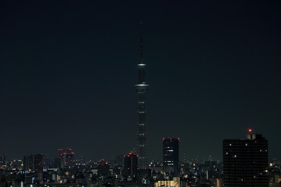 深夜の東京スカイツリー