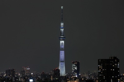 東京スカイツリー 白色のライティング