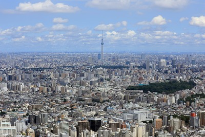 サンシャイン60から見た東京スカイツリー