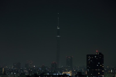 深夜の東京スカイツリー