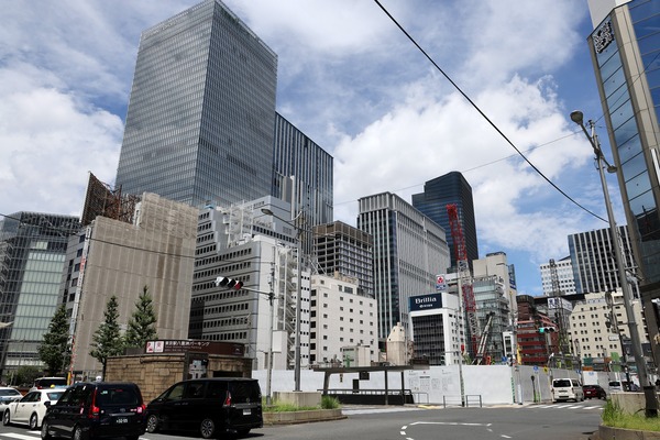 �������Ȭ�Ž���������B�϶�����Գ��ϺƳ�ȯ����