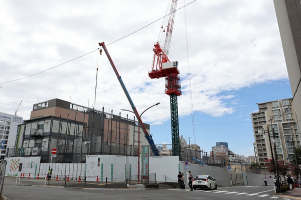 �Ķ����Ķ����϶�����Գ��ϺƳ�ȯ����