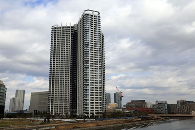 ¥¹¥«¥¤¥º¥¿¥ï¡¼&¥¬¡¼¥Ç¥ó(SKYZ TOWER & GARDEN)